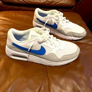 Nike, super clean and comfortable!